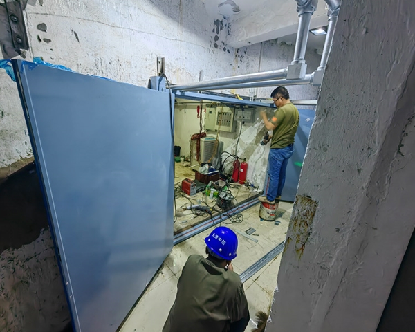 山西西龍池電站防火門、快速門施工現(xiàn)場